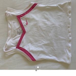 Nike tennis crop top in small